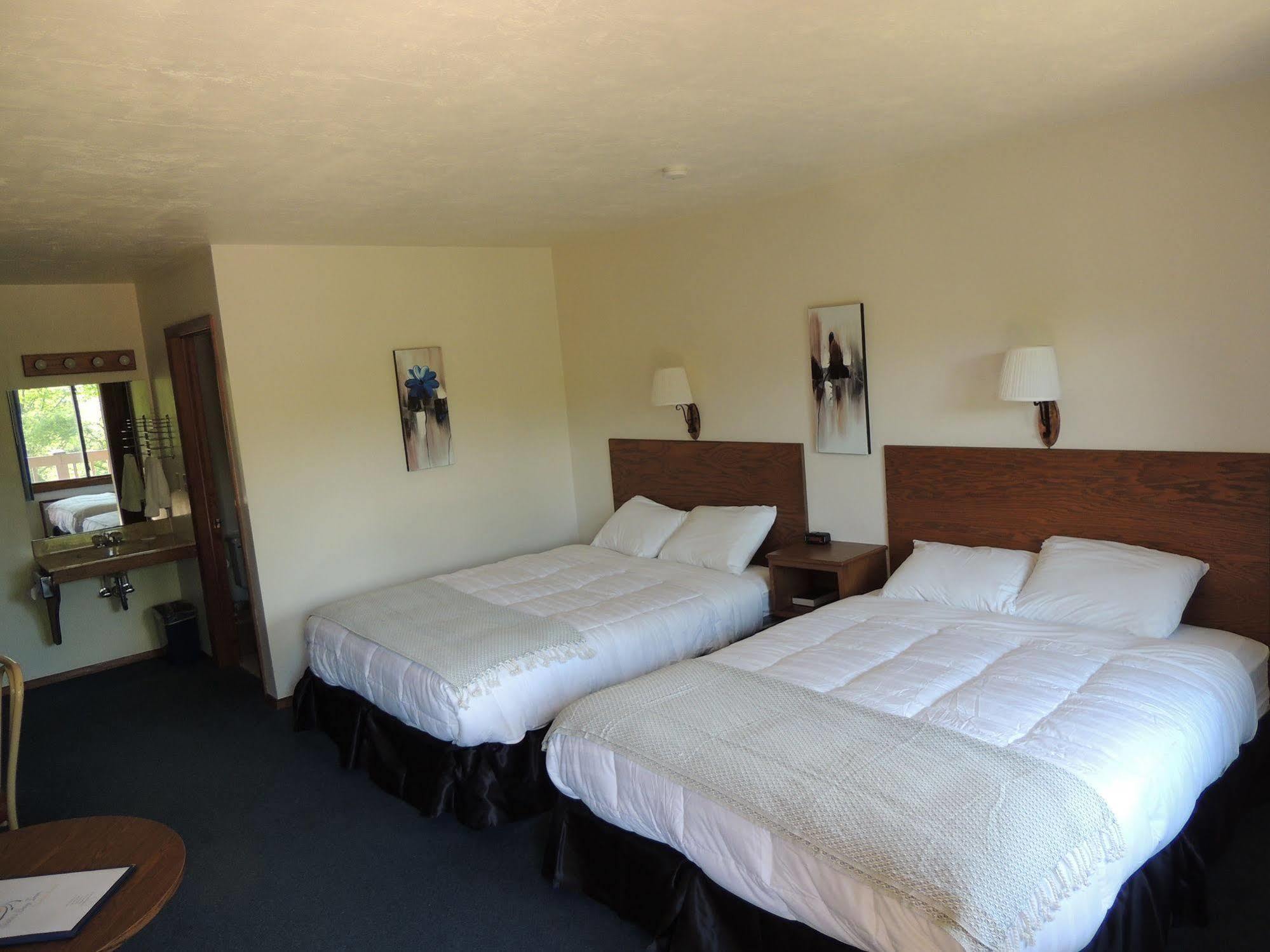 Sister Bay Inn Екстер'єр фото